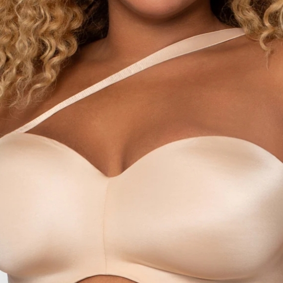 Curvycouture Smooth Strapless Multi-Way Bra - Picture 3 of 8